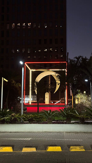 Monumental sculpture | Mobile